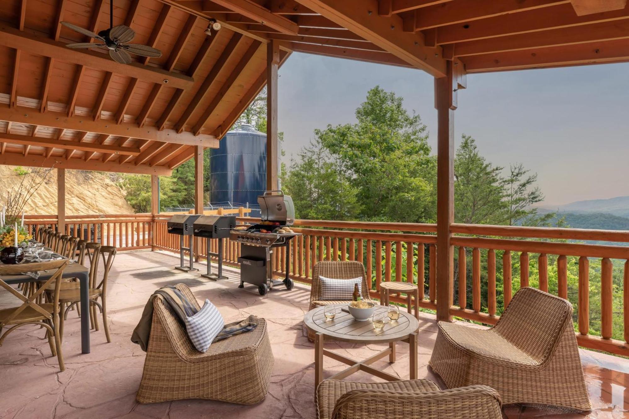 פיג'ן פורג' Sugarland By Avantstay Sleeps 28 Home Theatre Two Hot Tubs Indoor Pool Incredible Views מראה חיצוני תמונה
